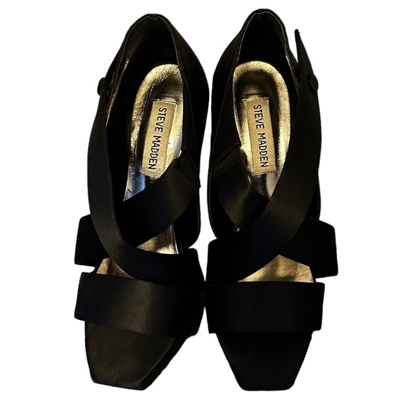 Steve‎ Madden Black Satin Bradlly Heels - Picture 3 of 8